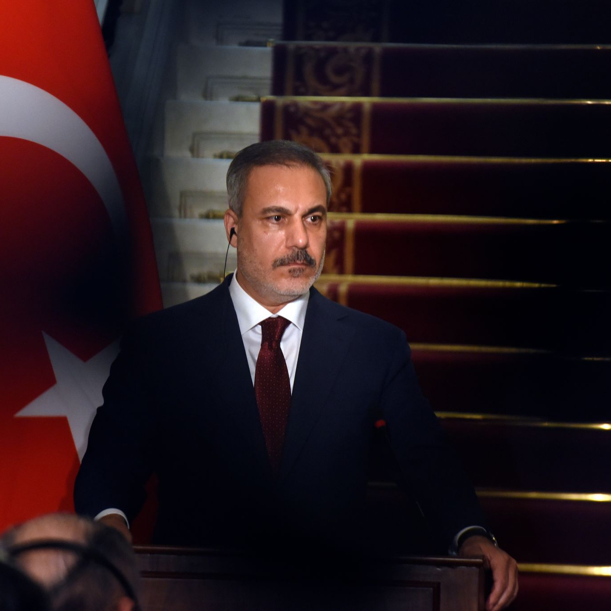 Der türkische Außenminister Hakan Fidan wird an dem Krisengipfel in Jordanien teilnehmen. (Archivbild) - Foto: Tarek Wajeh/AP/dpa