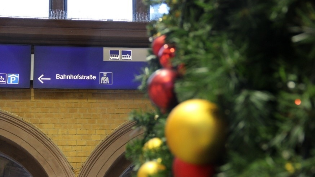 BPOLI EF: O Tannenbaum, O Tannenbaum - Foto: presseportal.de