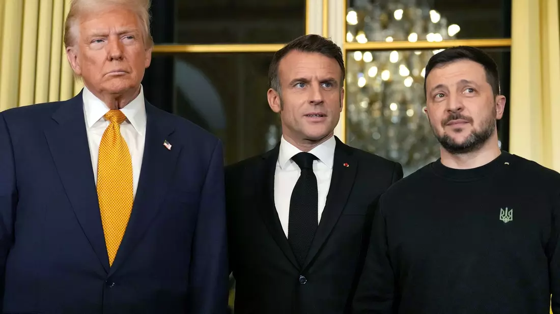 Trump hatte einen Besuch in Paris auch für ein Treffen mit dem französischen und dem ukrainischen Präsidenten genutzt.  - Bild: Aurelien Morissard/AP/dpa