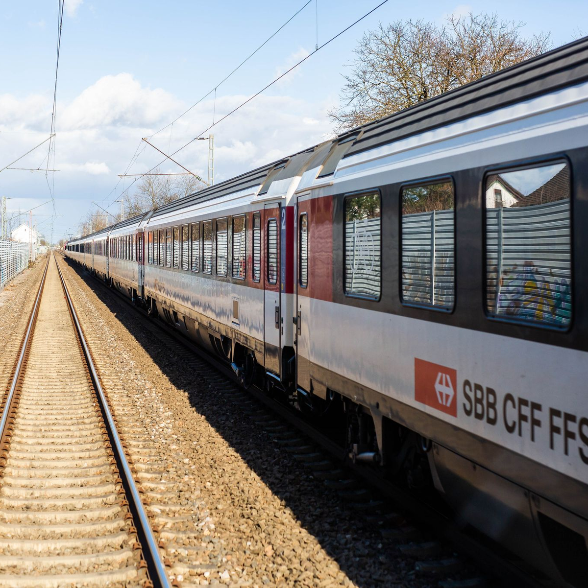 Zuverlässiger als die Schweizer Bundesbahn ist niemand. (Archivbild) - Foto: Philipp von Ditfurth/dpa