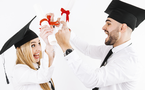 Unterstützung bei Arbeiten für Uni - Foto: Pressetherapeut über pressetext.de