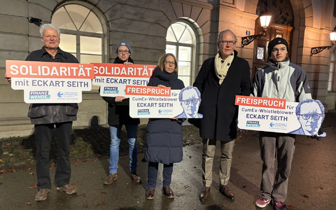 Habe nichts Verwerfliches getan: Anwalt Seith in Zürich vor dem Obergericht.  - Foto: Christiane Oelrich/dpa