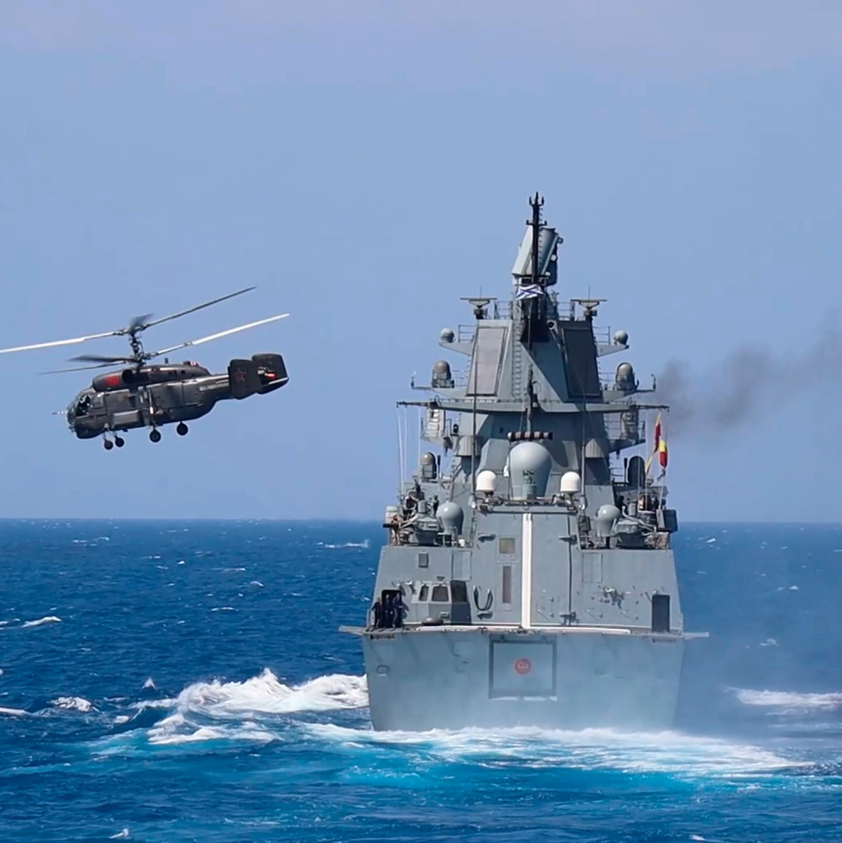 Der getötete General war erst im März von Kremlchef Wladimir Putin zum stellvertretenden Oberbefehlshaber der Marine ernannt worden. (Symbolbild) - Foto: Uncredited/Russian Defense Ministry Press Service/AP/dpa