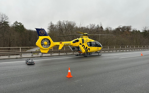 FW Helmstedt: Verkehrsunfall, eingeklemmte Person BAB2 - Foto: presseportal.de