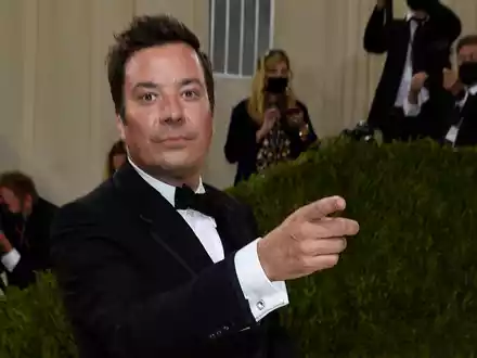Weiß scheinbar, wo's langgeht: Entertainer Jimmy Fallon. (Archivbild) - Foto: Evan Agostini/Invision via AP/dpa