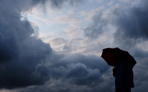 Eine neue KI-basierte Anwendung soll Wettervorhersagen genauer und schneller machen. (Symbolbild) - Foto: Martin Gerten/dpa
