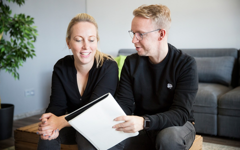 Impulse für eine glückliche Beziehung: Ina und Florian Kleinschmidt präsentieren den Lebensidealisten-Podcast - Foto: presseportal.de Impulse für eine glückliche Beziehung: Ina und Florian Kleinschmidt präsentieren den Lebensidealisten-Podcast - Foto: presseportal.de