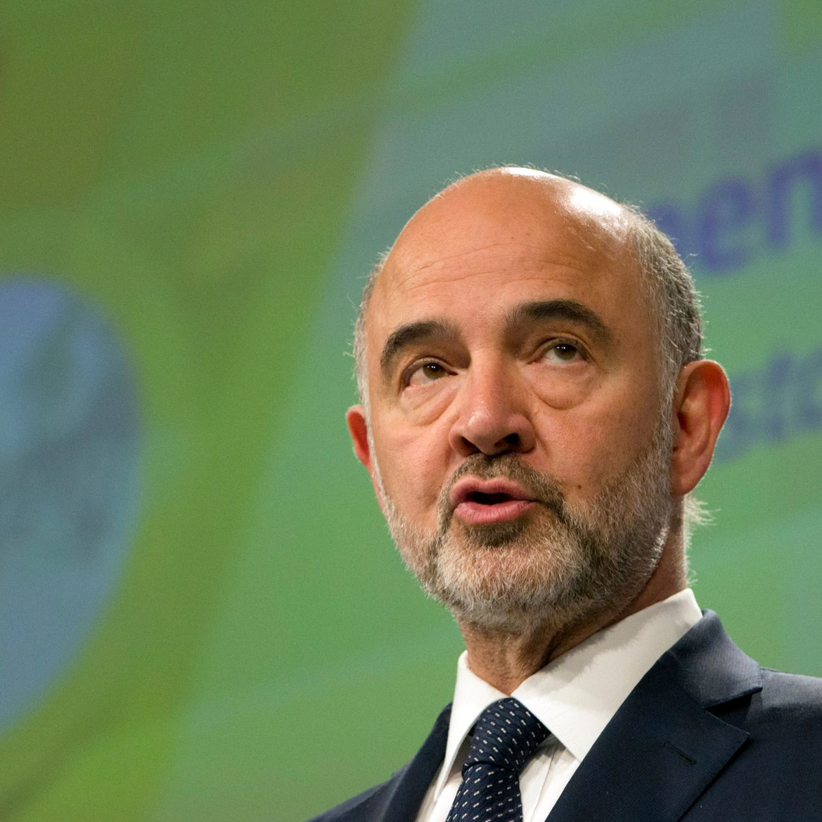 Frankreichs Rechnungshofpräsident Pierre Moscovici mahnt stabile politische Verhältnisse an. (Archivbild) - Foto: Virginia Mayo/AP/dpa
