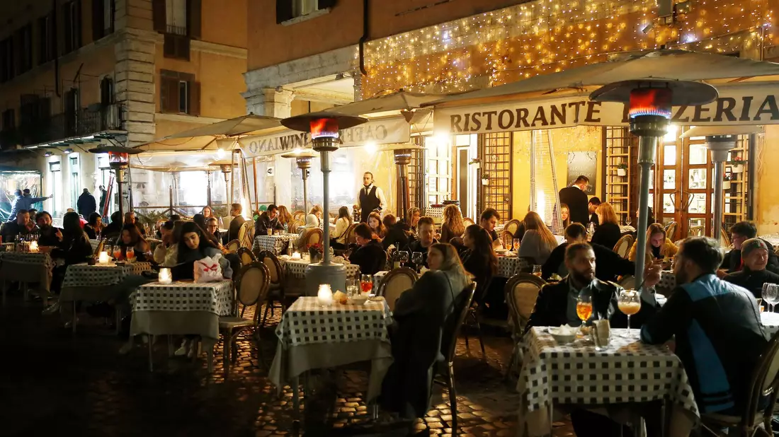 Am Milliardengeschäft Tourismus ist in Italien die Mafia kräftig beteiligt. (Foto: Illustration) - Bild: Cecilia Fabiano/LaPresse via ZUMA Press/dpa