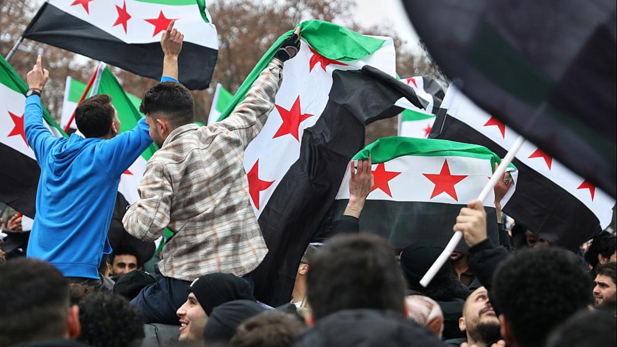 Syrer in Deutschland feiern den Sturz von Assad in Syrien am 08.12.2024 - Foto: über dts Nachrichtenagentur