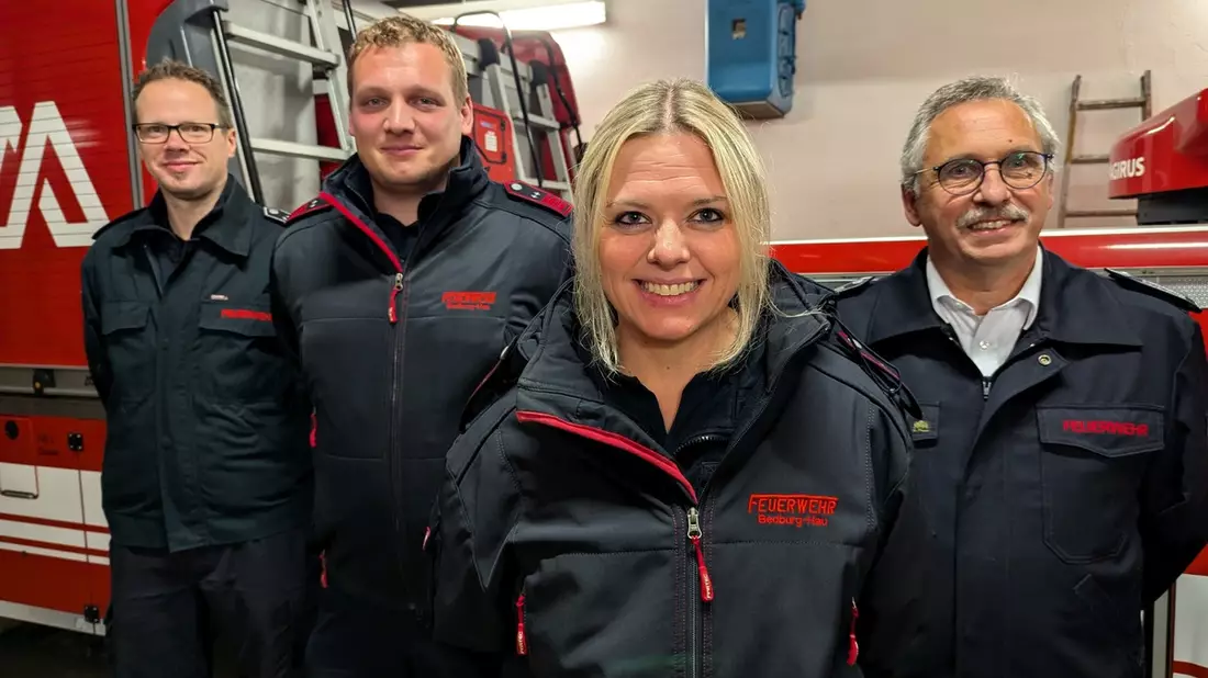 FW-KLE: Frauenpower in der Freiwilligen Feuerwehr Bedburg-Hau / Erste Frau in der Leitung einer Löscheinheit - Bild: presseportal.de