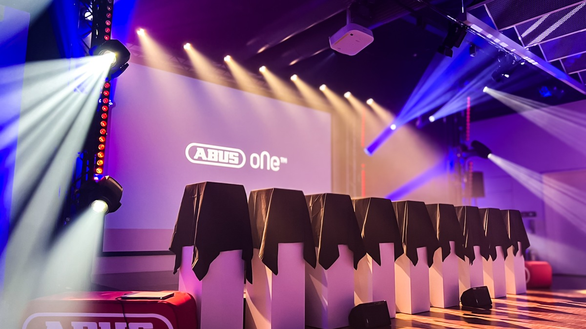 Die Faszination des Lichts: Wie GO4IT! Produktlaunches zum Erfolg macht - Foto: presseportal.de