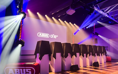 Die Faszination des Lichts: Wie GO4IT! Produktlaunches zum Erfolg macht - Foto: presseportal.de