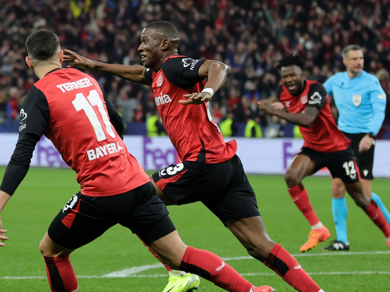 Calhanoglu ist der Dreh- und Angelpunkt bei Inter. - Foto: Rolf Vennenbernd/dpa