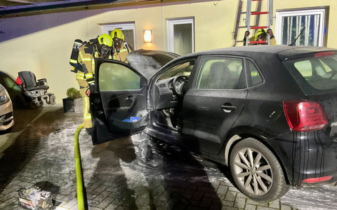 FW Alpen: Pkw-Brand - Foto: presseportal.de