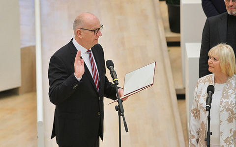 Dietmar Woidke bei der Vereidigung nach seiner Wiederwahl als Ministerpräsident von Brandenburg am 11.12.2024 - Foto: über dts Nachrichtenagentur