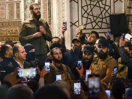Syrischer Rebellenanführer Ahmed al-Scharaa, zuvor bekannt als Abu Mohammed al-Dschulani. (Archivbild) - Foto: Omar Albam/AP