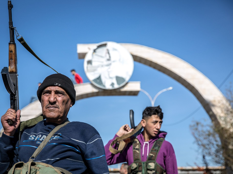 Auch nach dem Sturz Assads in Syrien bleiben Gebiete umkämpft. - Foto: Sally Hayden/SOPA Images via ZUMA Press Wire/dpa