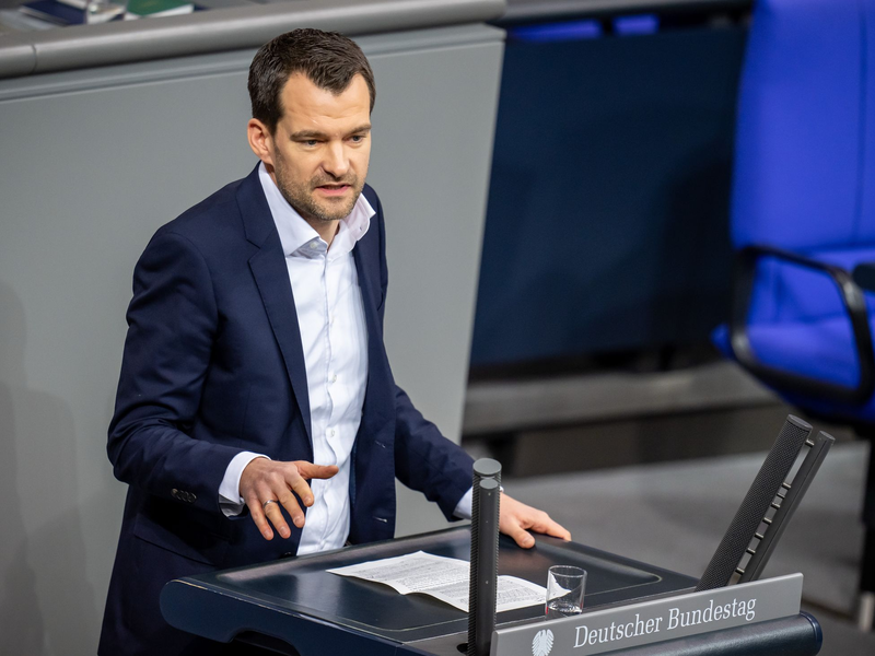 Entlastungen bei der Einkommensteuer drohen im Bundestag zu scheitern. (Archivbild) - Foto: Michael Kappeler/dpa