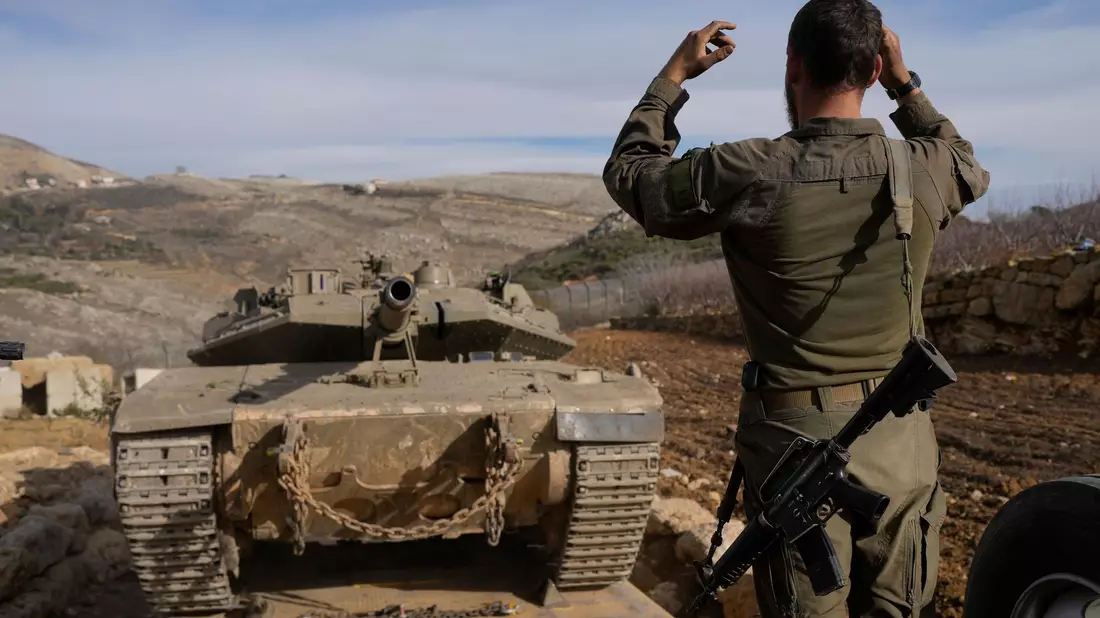 Israel rückt auf den besetzten Golanhöhen vor - und möchte deren Besiedelung ausweiten.  - Bild: Matias Delacroix/AP/dpa