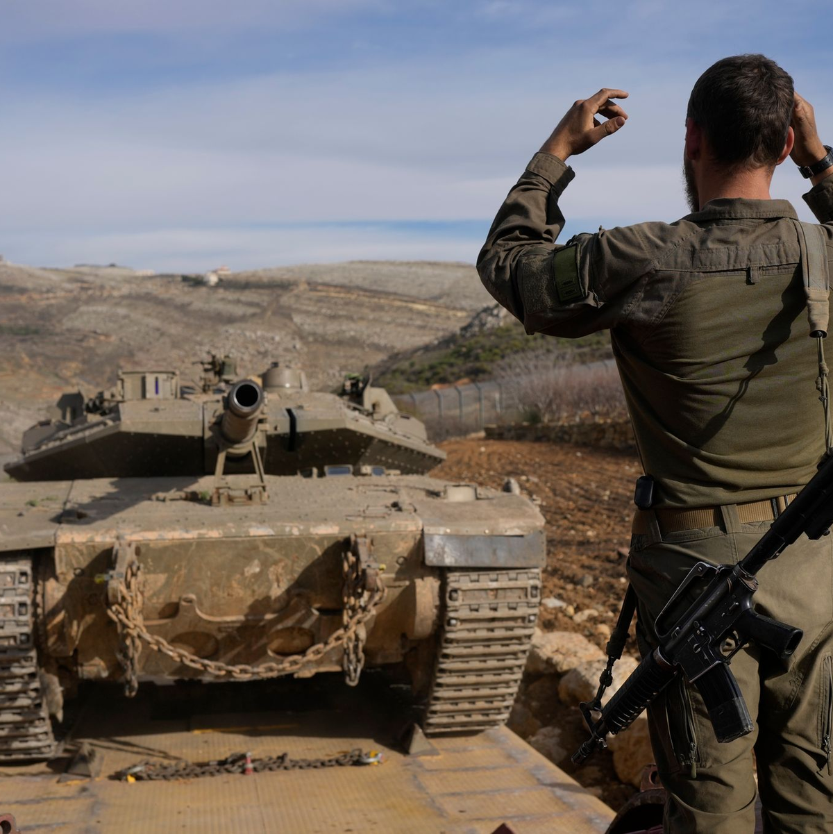 Israel rückt auf den besetzten Golanhöhen vor - und möchte deren Besiedelung ausweiten.  - Foto: Matias Delacroix/AP/dpa
