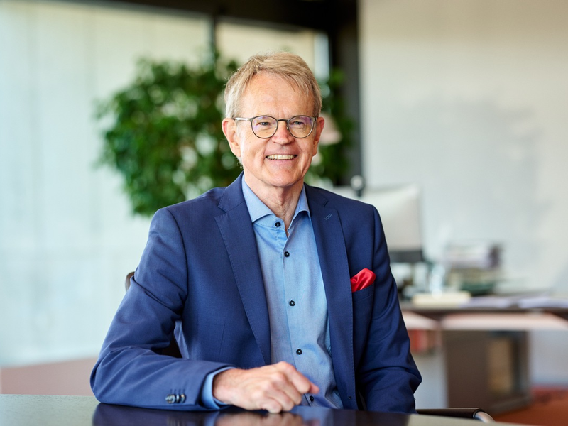 Stefan von Holtzbrinck ist Deutschlands Medienmanager des Jahres / Wie ist es, das Buch von Angela Merkel zu verlegen? - Foto: presseportal.de