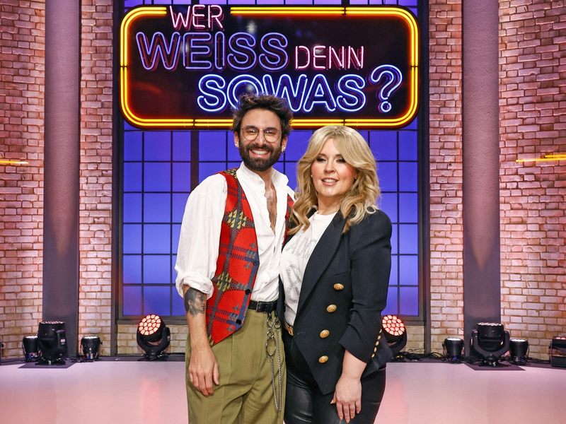 Musikalisches Wettraten: Conchita Wurst und Maite Kelly bei Wer weiß denn sowas?- Das Wissensquiz vom 16. bis 20. Dezember 2024, um 18:00 Uhr im Ersten - Foto: presseportal.de