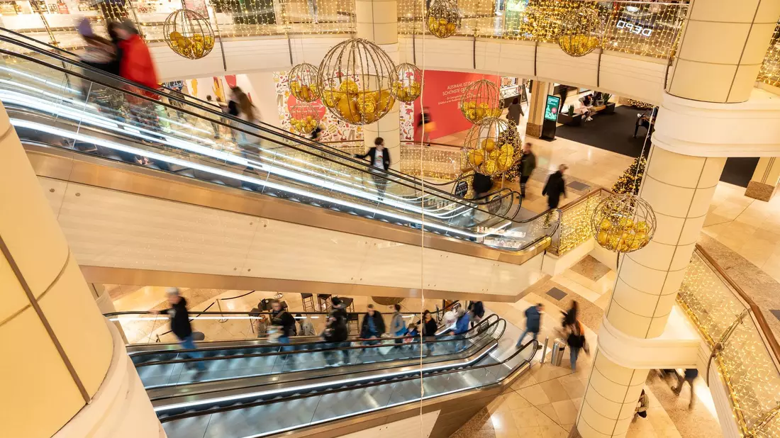 Der Einzelhandel mietet wieder mehr Flächen - insbesondere im Modehandel (Archivbild). - Bild: Silas Stein/dpa