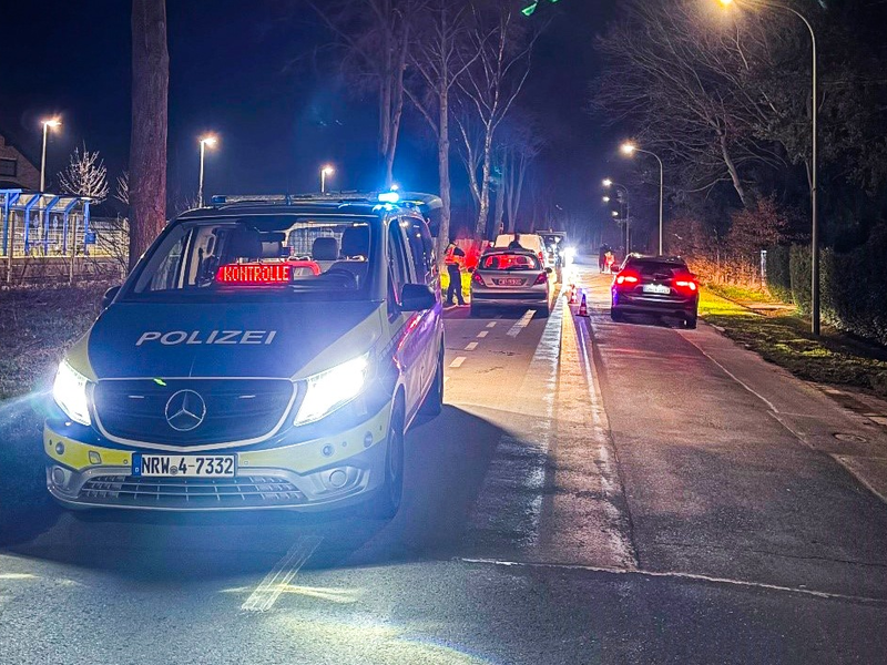POL-DN: Sonderkontrolltag Fahrtauglichkeit und Verkehrssicherheit: 127 Fahrzeuge kontrolliert - Foto: presseportal.de