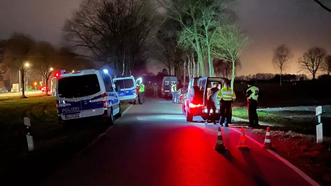POL-HK: Soltau / Schneverdingen: Großkontrollen der Polizei - Bild: presseportal.de