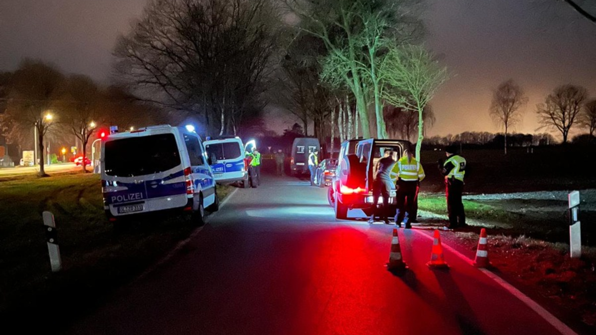 POL-HK: Soltau / Schneverdingen: Großkontrollen der Polizei - Foto: presseportal.de