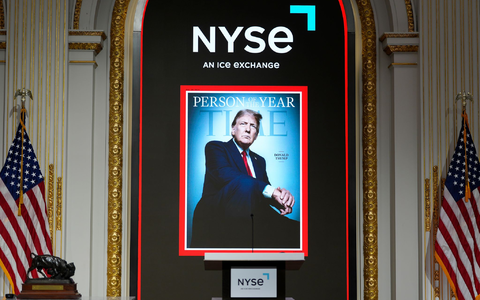 Trump läutet Handel an New Yorker Börse ein - Foto: Alex Brandon/AP/dpa