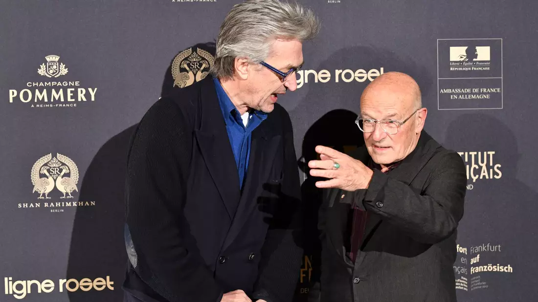 Wim Wenders und Volker Schlöndorff gehören zu den renommiertesten deutschen Regisseuren. - Bild: picture alliance / Jens Kalaene/dpa-Zentralbild/dpa