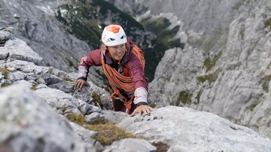 ZDF-Biathlon-Expertin im Höhenrausch: sportstudio reportage über Laura Dahlmeiers Himalaya-Expedition - Bild: presseportal.de