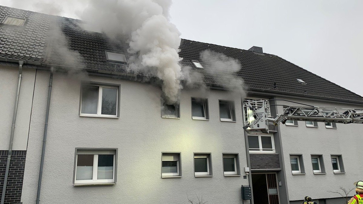 FW-GLA: Küchenbrand zur Mittagszeit - Haustier überlebt - Foto: presseportal.de