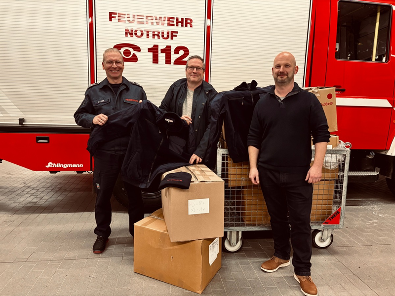 FW-Schermbeck: Winterjacke für die Feuerwehr - Foto: presseportal.de