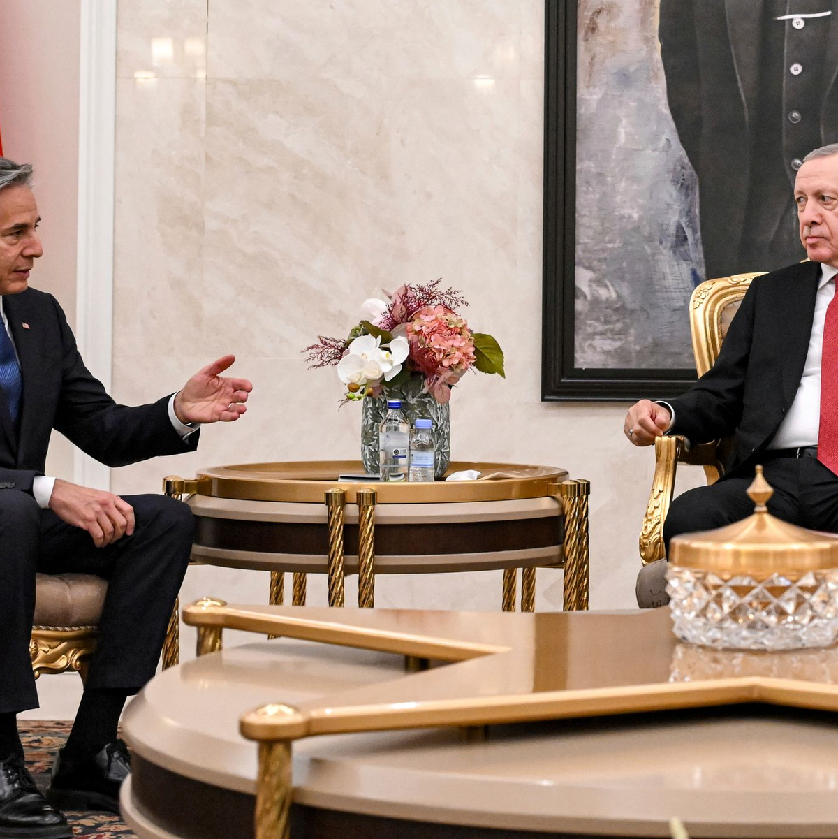 US-Außenminister Blinken traf den türkischen Präsidenten Erdogan zu Beratungen über die Lage in Syrien. - Foto: Andrew Caballero Reynolds/Pool AFP via AP/dpa