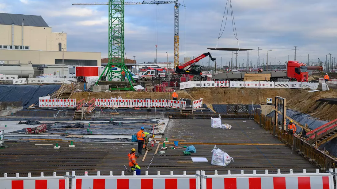 Weniger Investitionen geplant - Bild: Patrick Pleul/dpa