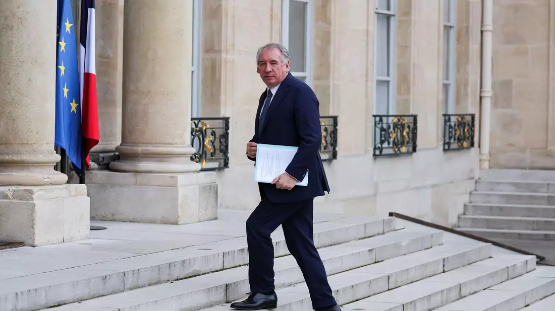 Auf Bayrou und die neue Regierung wartet als Erstes die Debatte über den Haushalt für das kommende Jahr (Archivbild). - Bild: Thomas Samson/AFP/dpa