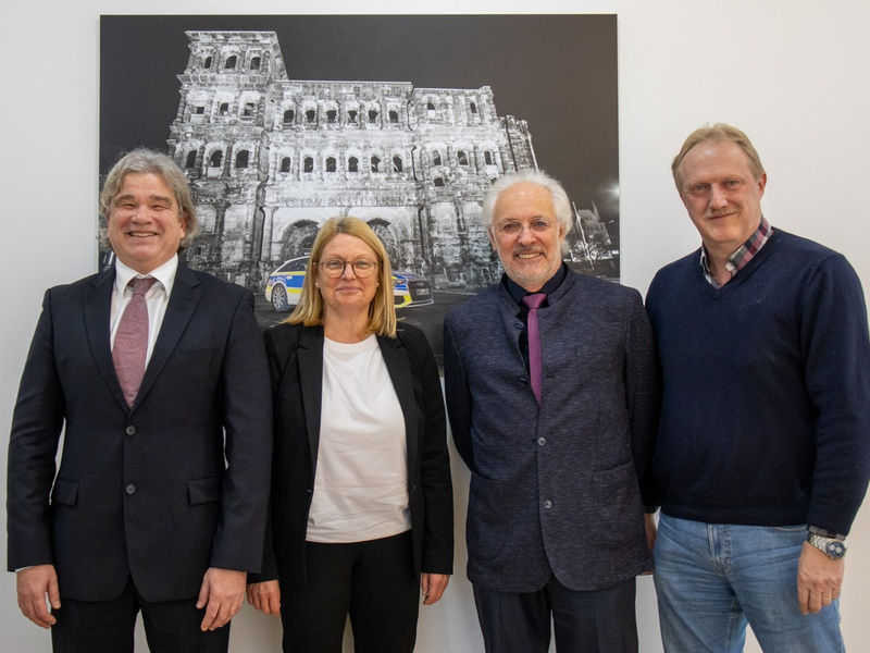 POL-PPTR: Zwei Beamte in den Ruhestand verabschiedet - Foto: presseportal.de