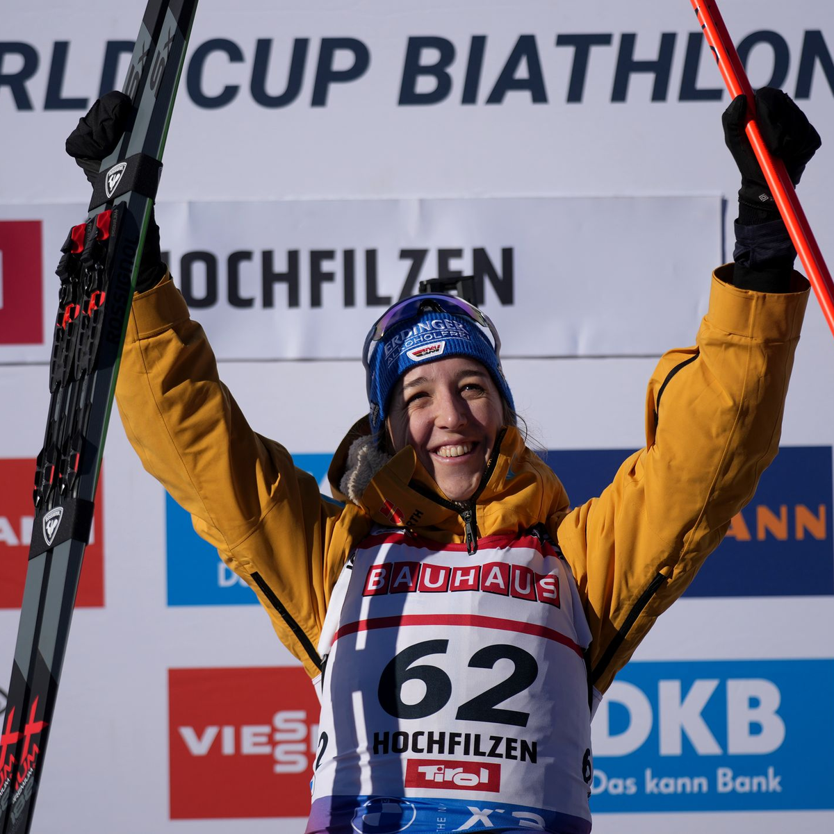 Im Gelben Trikot: Franziska Preuß (M). - Foto: Georg Hochmuth/APA/dpa