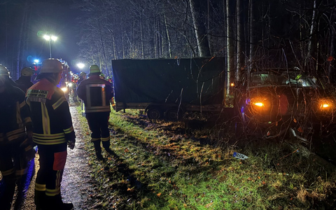 FW-ROW: Verkehrsunfall nach Alkoholfahrt endet im Wald - Foto: presseportal.de