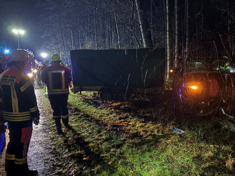 FW-ROW: Verkehrsunfall nach Alkoholfahrt endet im Wald - Foto: presseportal.de