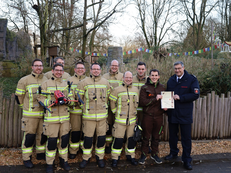 FW-KLE: Feuerwehr Kleve erhält Patenschaft für Roten Panda - Foto: presseportal.de