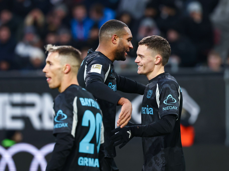 Hat seinen Vertrag in Leverkusen einem Bericht zufolge verlängert: Nationalspieler Florian Wirtz. - Foto: Daniel Löb/dpa
