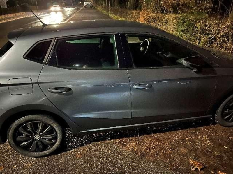 POL-NI: Rinteln-Sachbeschädigung an einem Pkw - Foto: presseportal.de