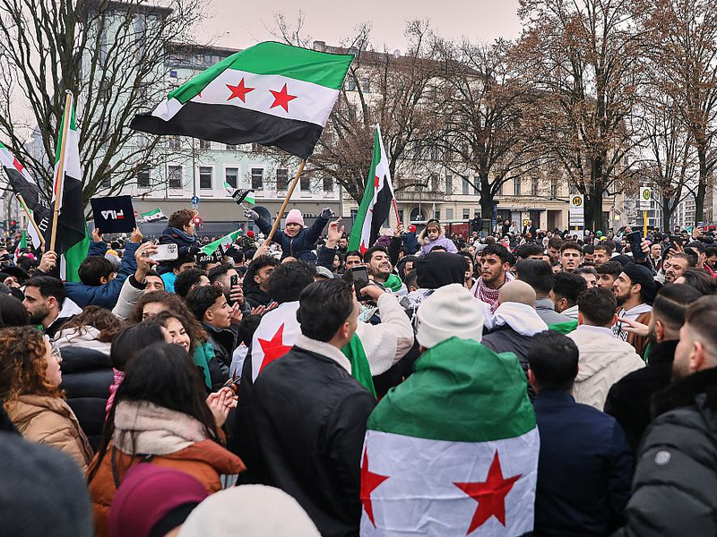 Syrer in Deutschland feiern den Sturz von Assad in Syrien (Archiv) - Foto: über dts Nachrichtenagentur