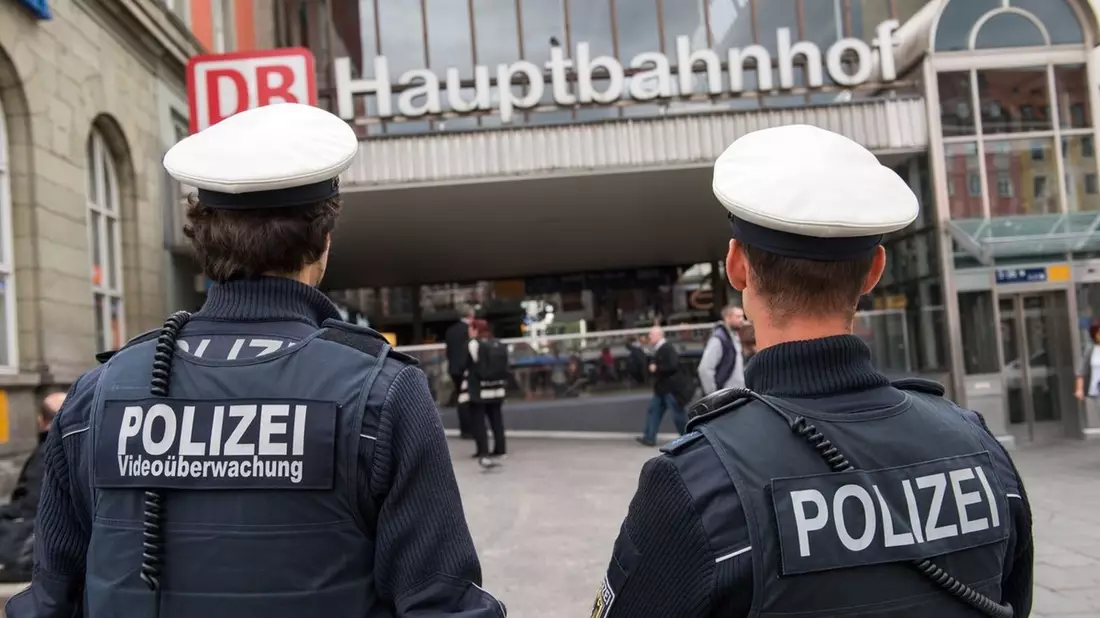 Bundespolizeidirektion München: Streit unter Jugendlichen eskalierte - Bild: presseportal.de