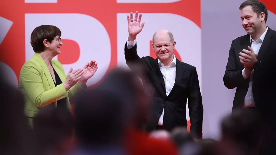 Saskia Esken, Olaf Scholz, Lars Klingbeil (Archiv) - Bild: über dts Nachrichtenagentur