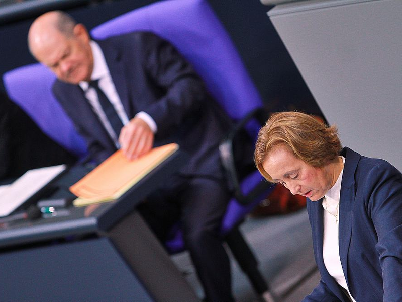 Olaf Scholz und Beatrix von Storch (Archiv) - Foto: über dts Nachrichtenagentur